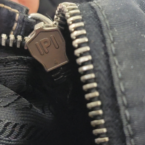 Vintage Prada TESSUTO Nylon Black Tote Shoulder Bag - Picture 13 of 16